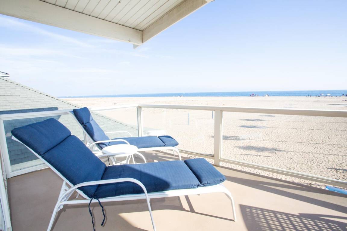 130 M² Apartment ∙ 3 Bedrooms ∙ 8 Guests - Newport