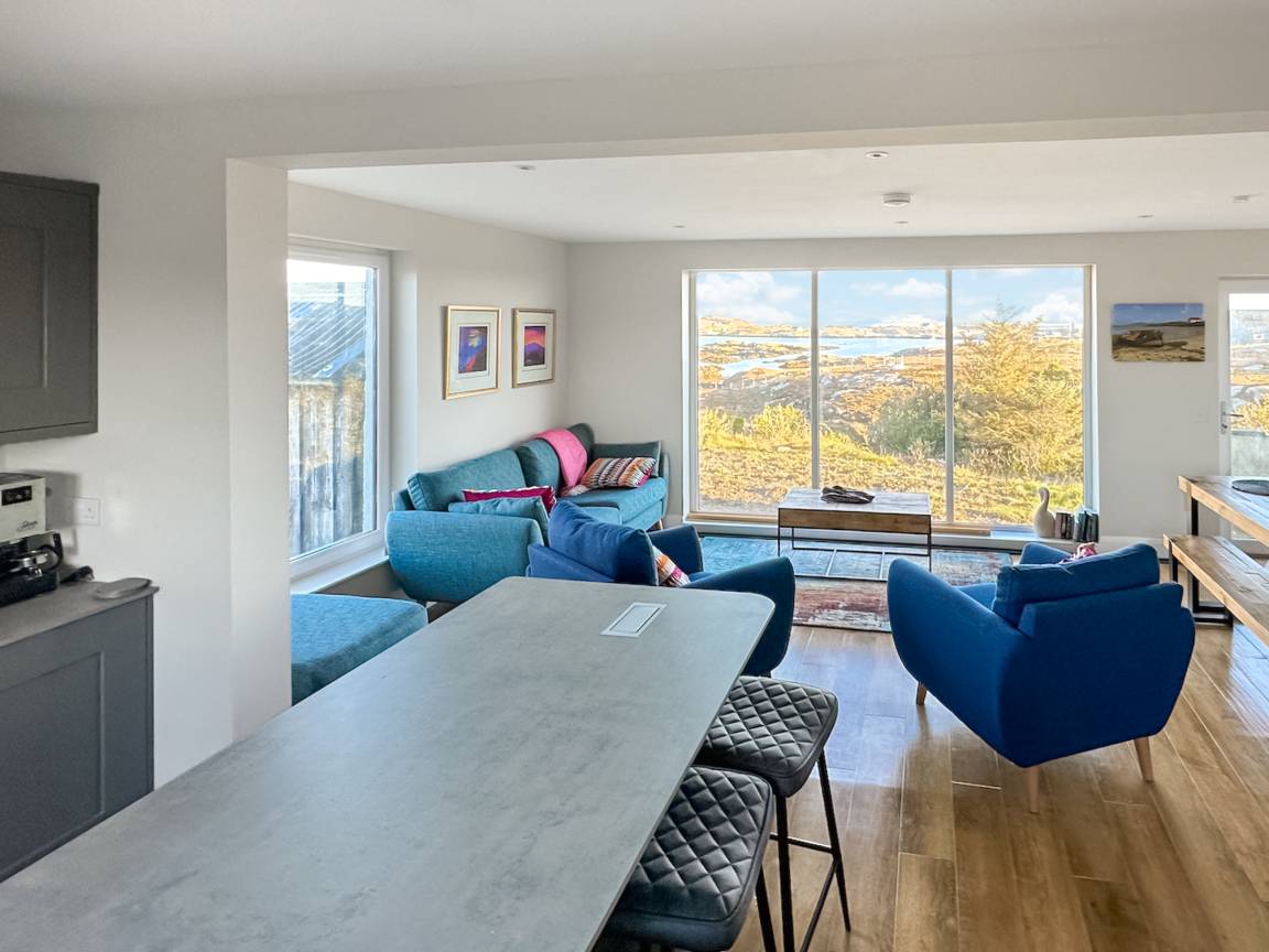 Cottage ∙ 4 Bedrooms ∙ 8 Guests - Barra