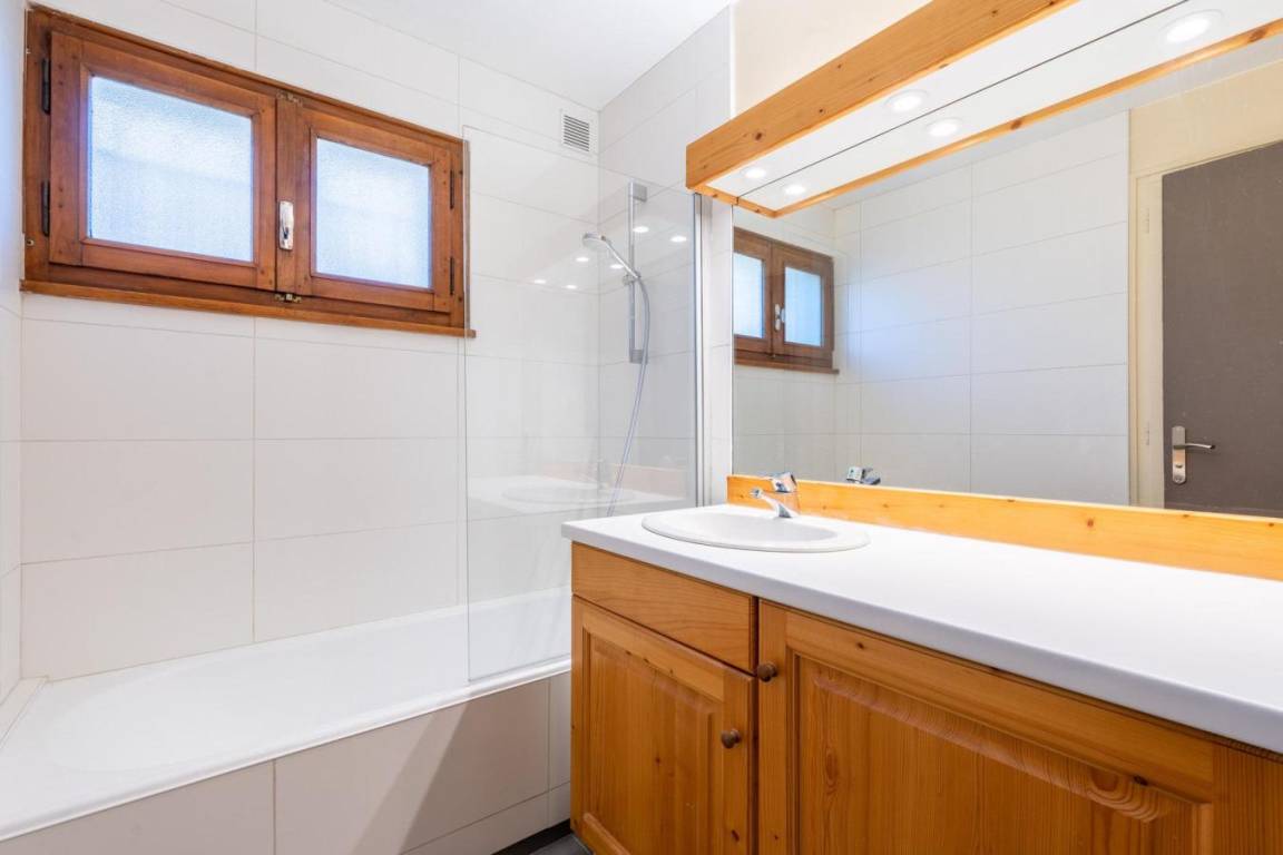 60 m² Ferienwohnung ∙ 2 Schlafzimmer ∙ 6 Gäste – Bild 8