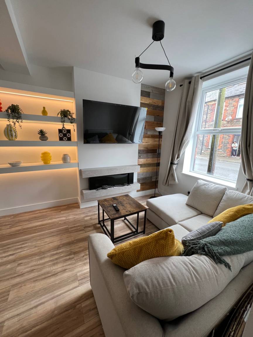 85 M² Ferienhaus ∙ 3 Schlafzimmer ∙ 6 Gäste - Cardiff