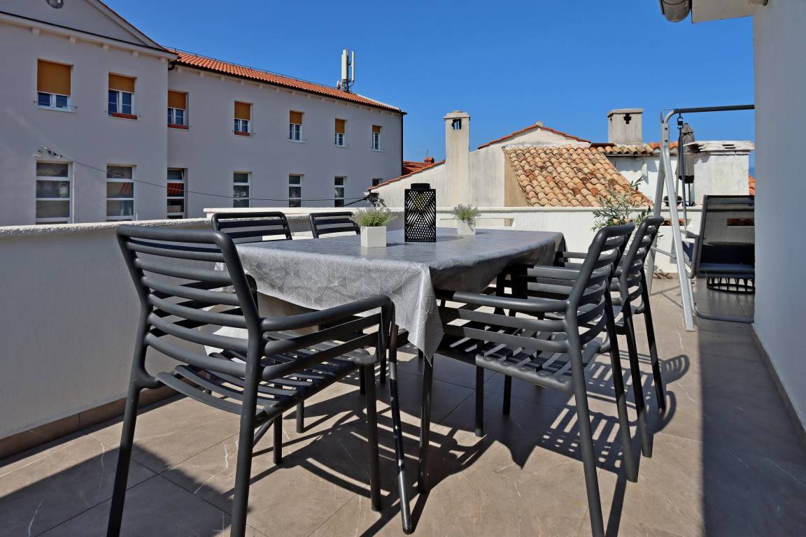 102 M² Ferienwohnung ∙ 2 Schlafzimmer ∙ 6 Gäste - Punat