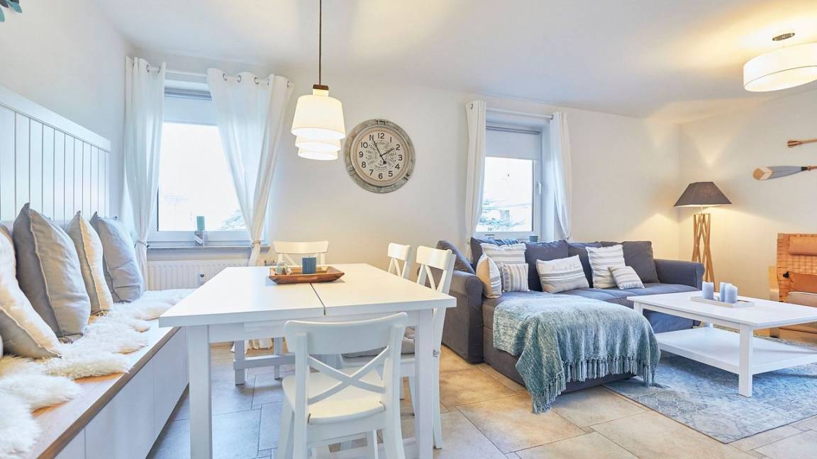75 M² Apartment ∙ 2 Bedrooms ∙ 4 Guests - Borkum
