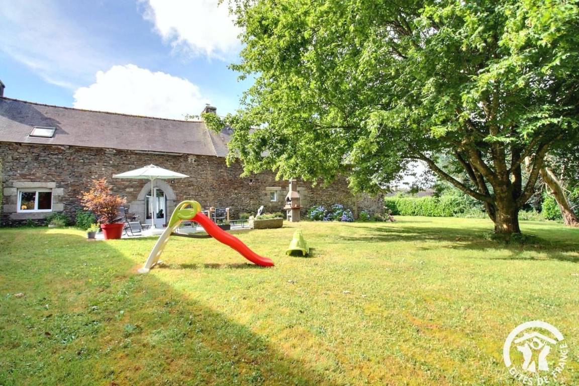 164 m&sup2; G&icirc;te 4 Schlafzimmer 8 G&auml;ste