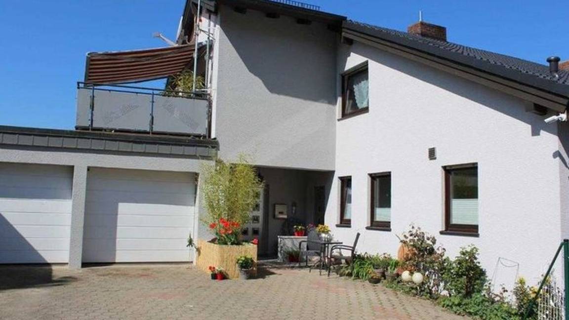 70 M² Ferienwohnung ∙ 1 Schlafzimmer ∙ 2 Gäste - Memmelsdorf