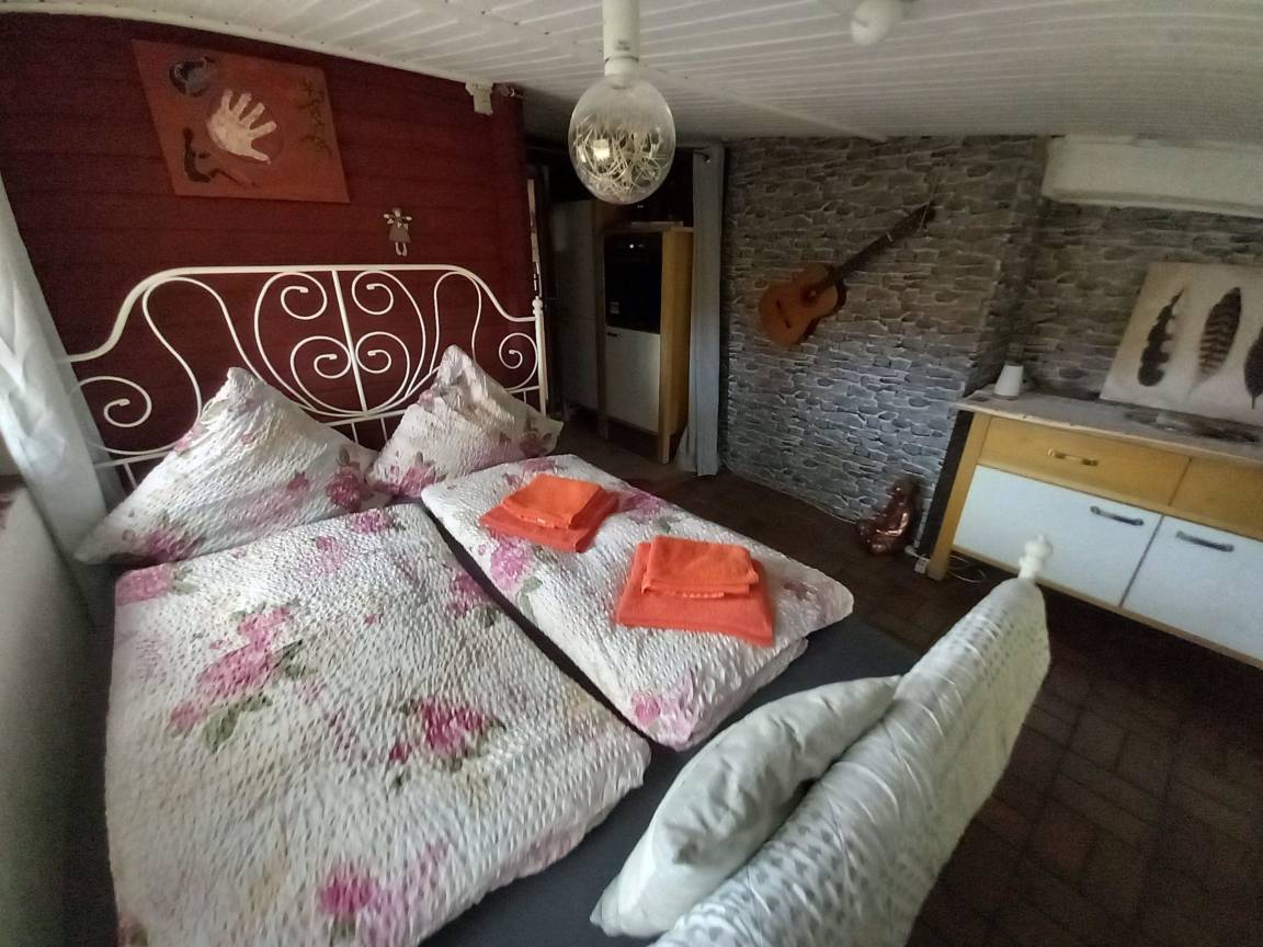 110 m² Ferienwohnung ∙ 3 Schlafzimmer ∙ 8 Gäste – Bild 8