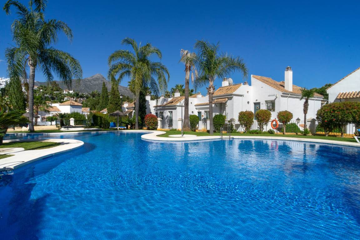 86 M² Apartment ∙ 2 Bedrooms ∙ 5 Guests - Marbella
