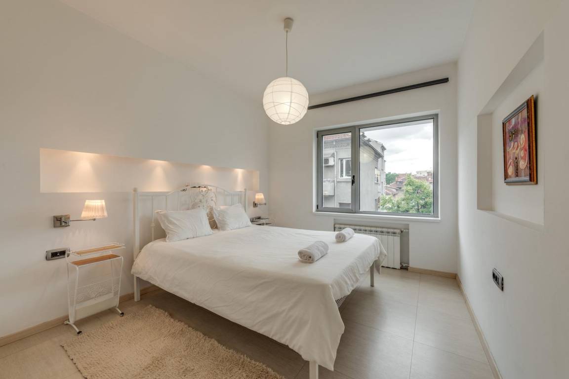 90 M² Apartment ∙ 2 Bedrooms ∙ 5 Guests - Sofia