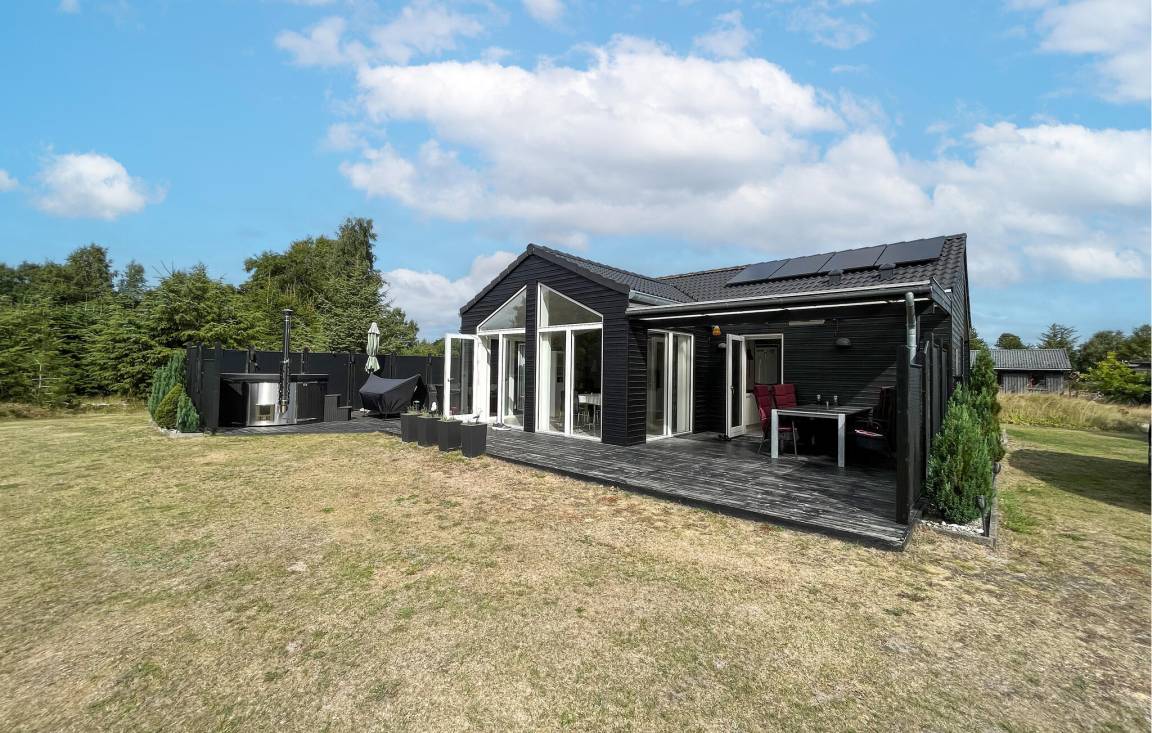 105 M² House ∙ 4 Bedrooms ∙ 7 Guests - Hou