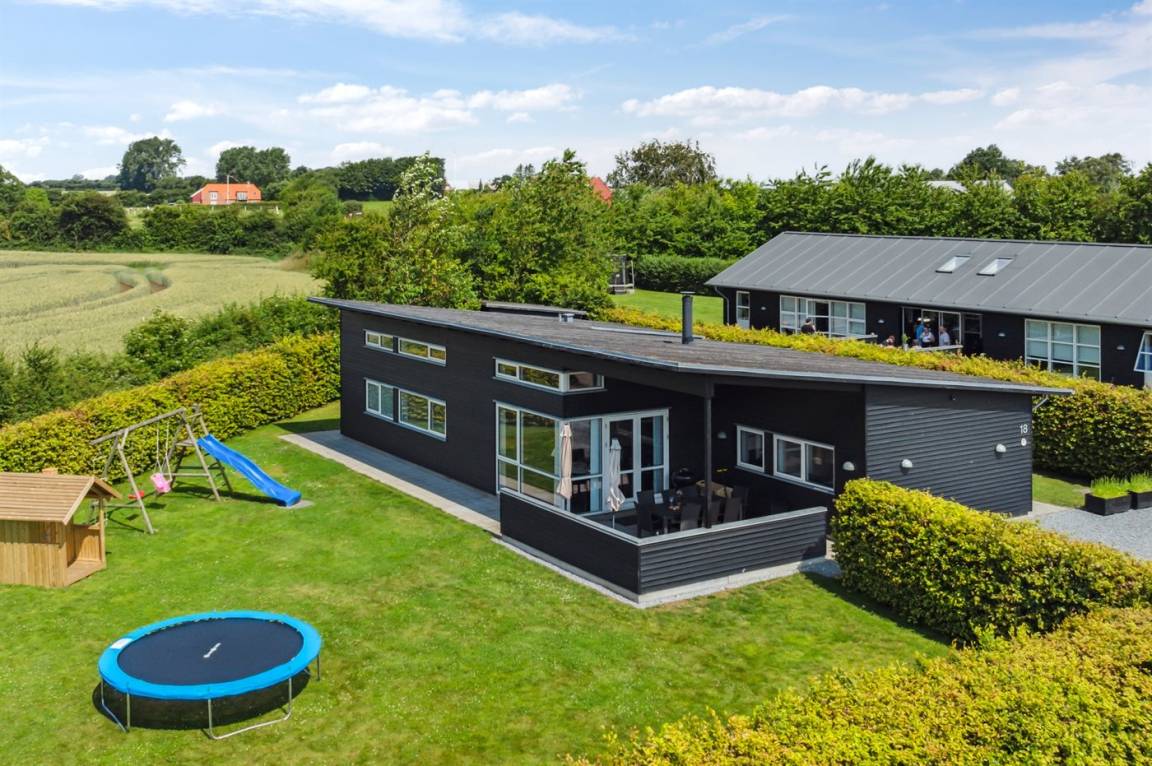 119 m&sup2; Ferienhaus 4 Schlafzimmer 8 G&auml;ste