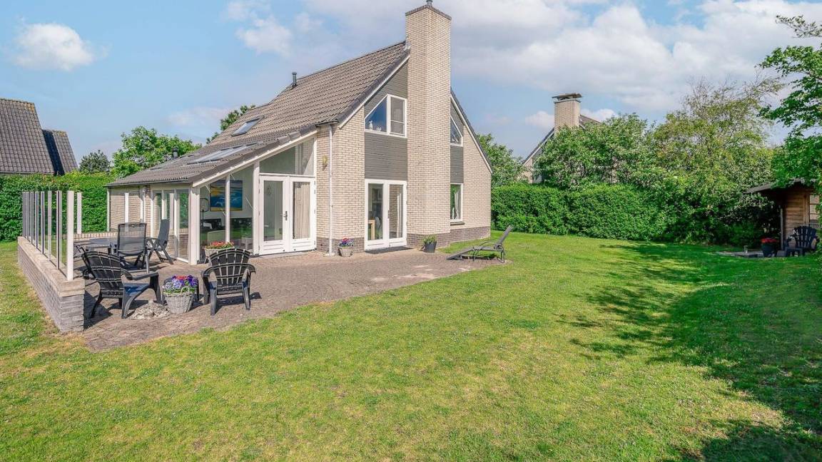 150 M² Maison De Vacances ∙ 3 Chambres ∙ 5 Personnes - Texel