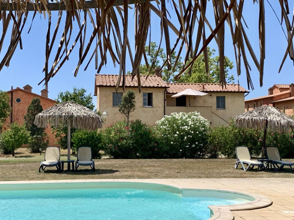 90 M² Appartement ∙ 2 Chambres ∙ 4 Personnes - Scarlino