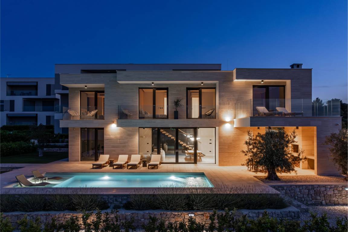 250 M² Villa ∙ 4 Bedrooms ∙ 8 Guests - Biograd na Moru