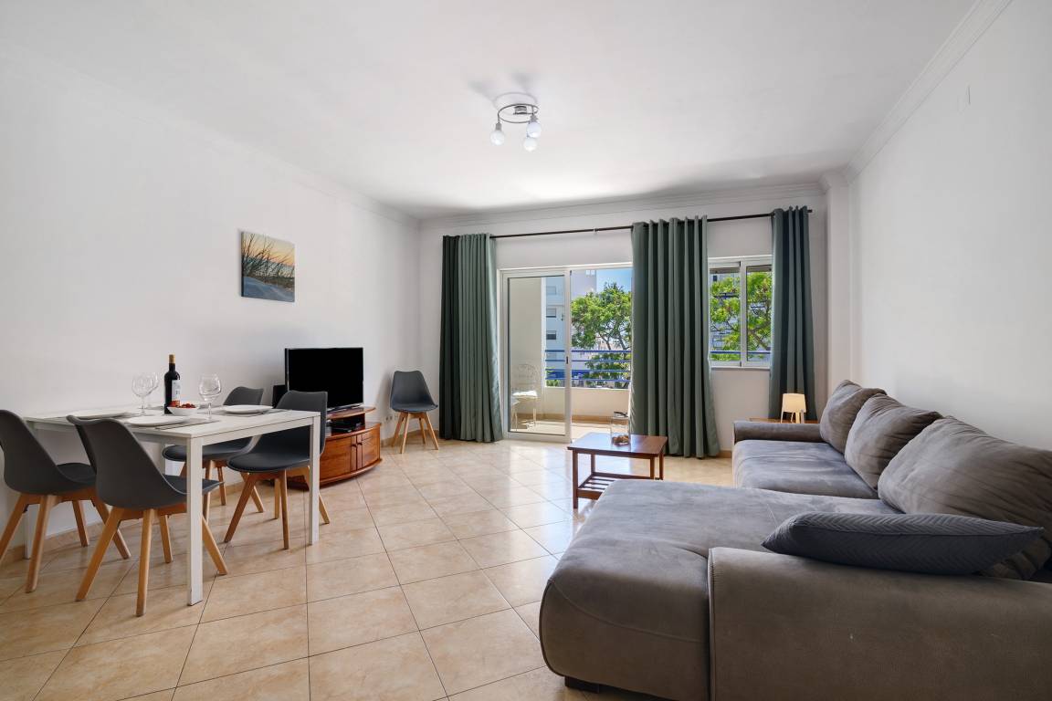 120 M² Apartment ∙ 2 Bedrooms ∙ 4 Guests - Quarteira