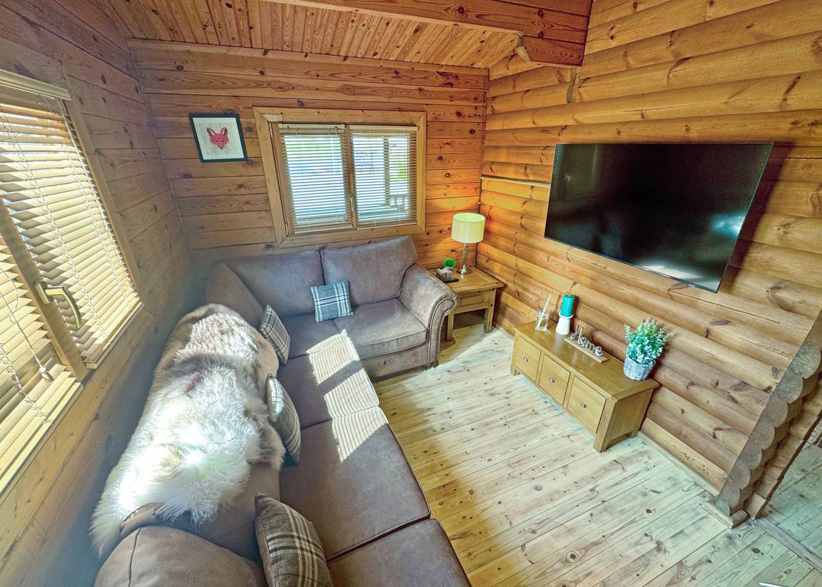 Chalet ∙ 2 Bedrooms ∙ 4 Guests - Nuneaton