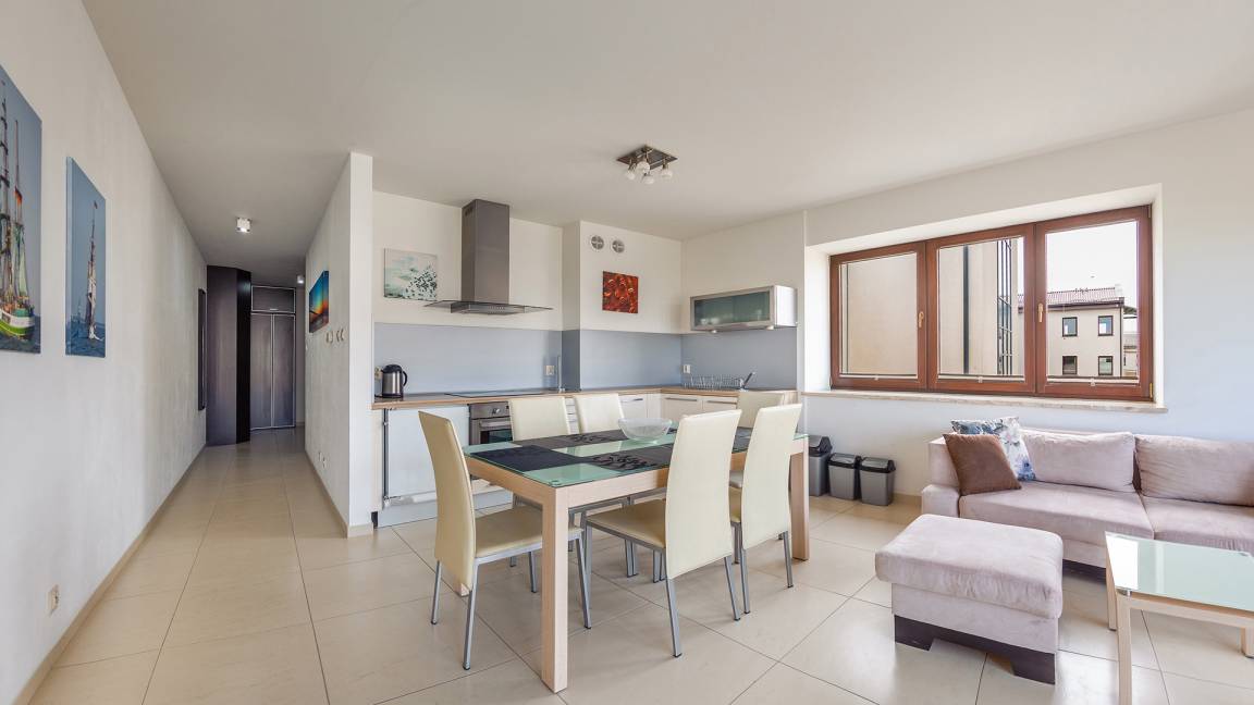 96 m² Ferienwohnung ∙ 2 Schlafzimmer ∙ 6 Gäste – Bild 4