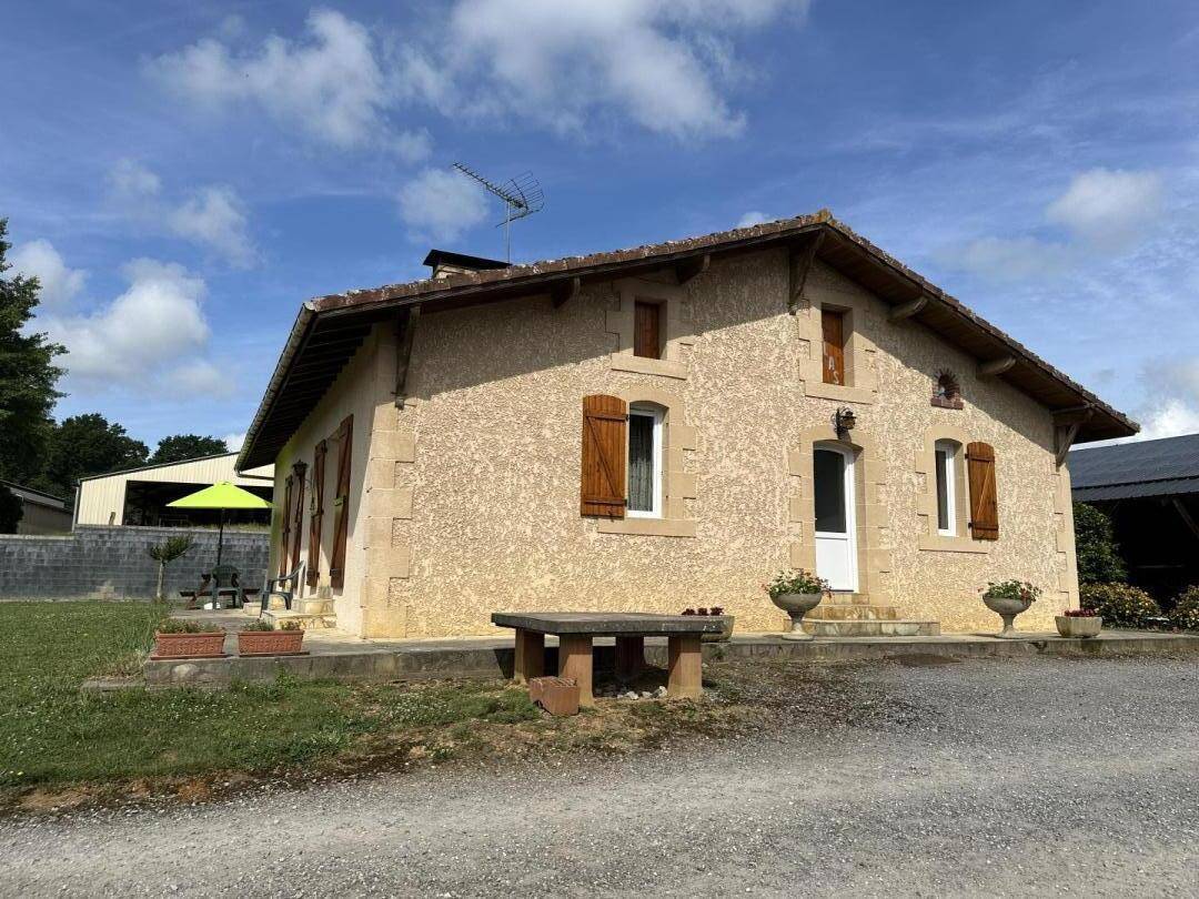 100 m&sup2; G&icirc;te 3 Schlafzimmer 6 G&auml;ste