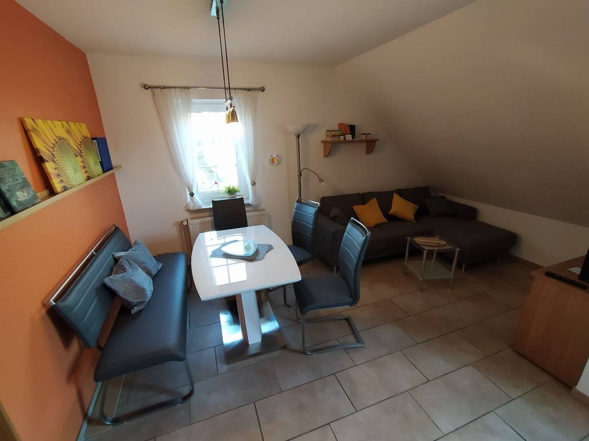 50 m² Ferienwohnung ∙ 2 Schlafzimmer ∙ 4 Gäste – Bild 3