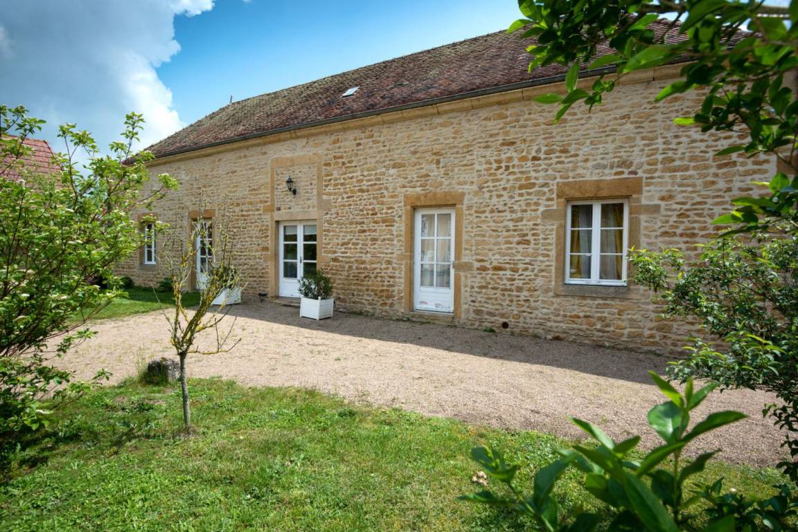 106 m&sup2; G&icirc;te 2 Schlafzimmer 4 G&auml;ste