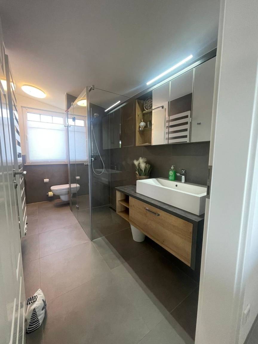 75 m² Ferienwohnung ∙ 2 Schlafzimmer ∙ 4 Gäste – Bild 17