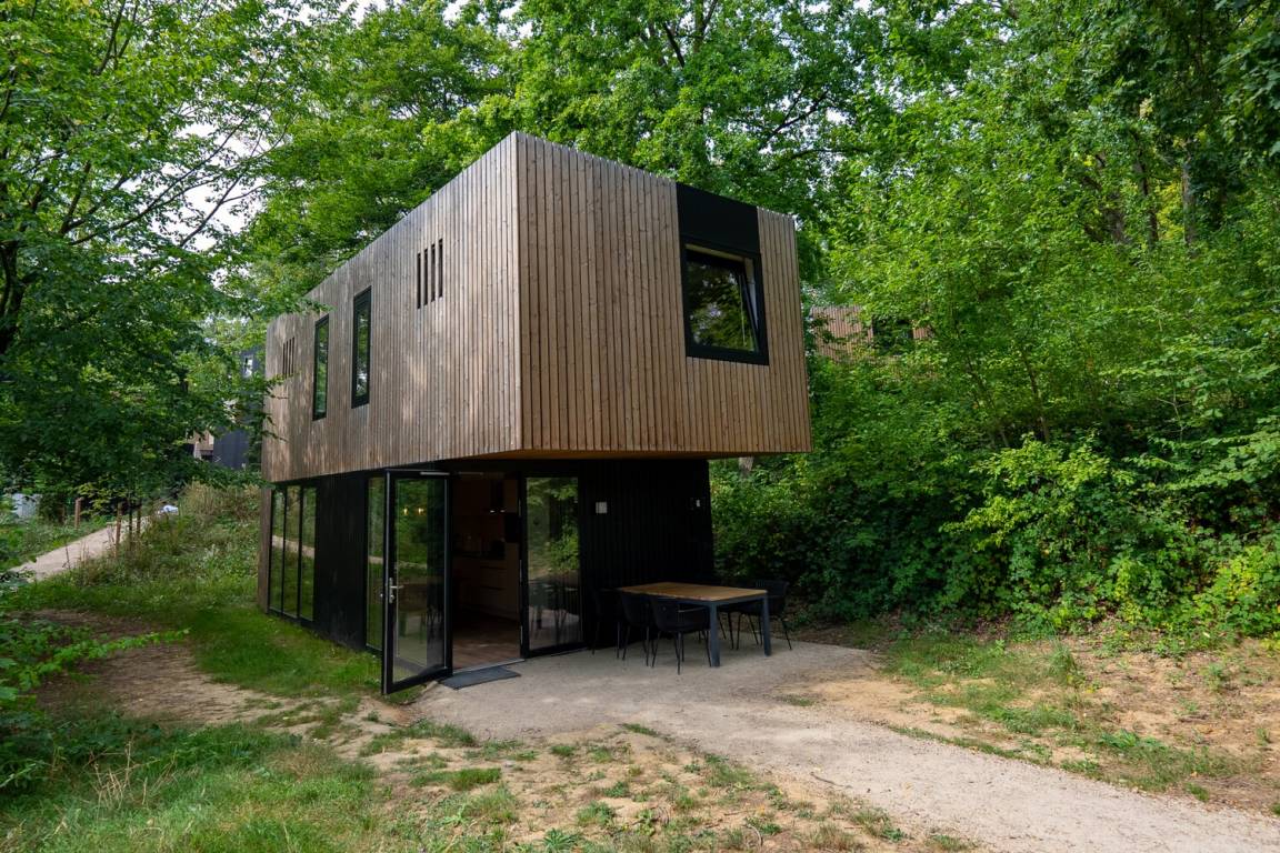 80 M² Chalet ∙ 3 Slaapkamers ∙ 6 Gasten - Maastricht