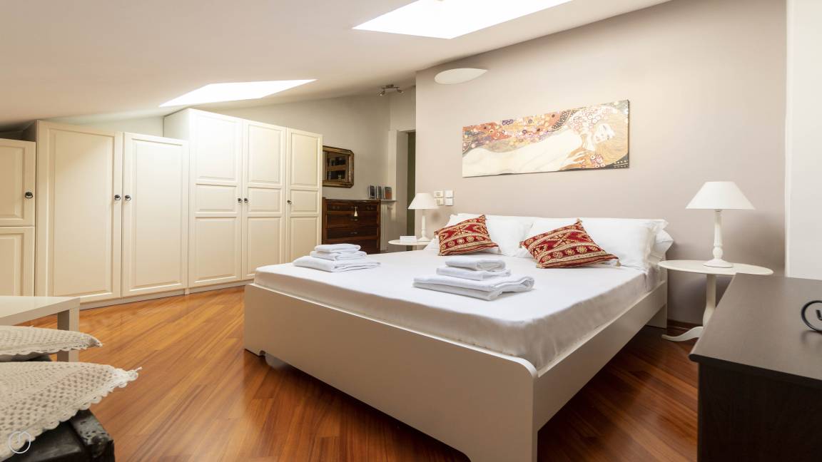 73 M² Apartment ∙ 1 Bedroom ∙ 4 Guests - Bologna