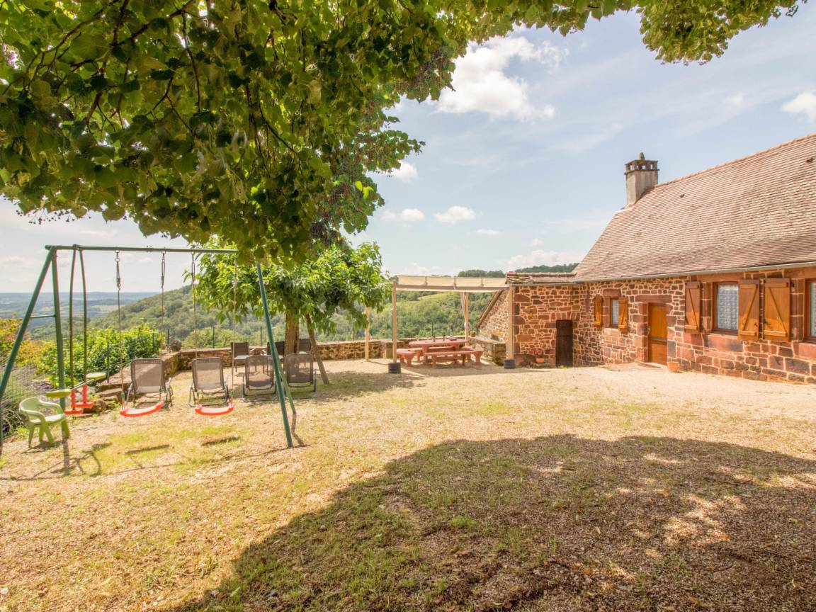 136 M² Casa ∙ 3 Habitaciones ∙ 6 Huéspedes - Collonges-la-Rouge