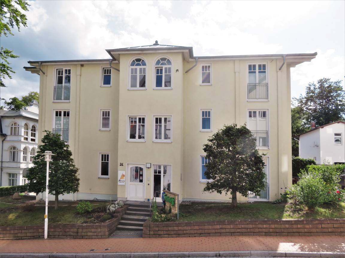 67 m² Ferienwohnung ∙ 2 Schlafzimmer ∙ 4 Gäste – Bild 2
