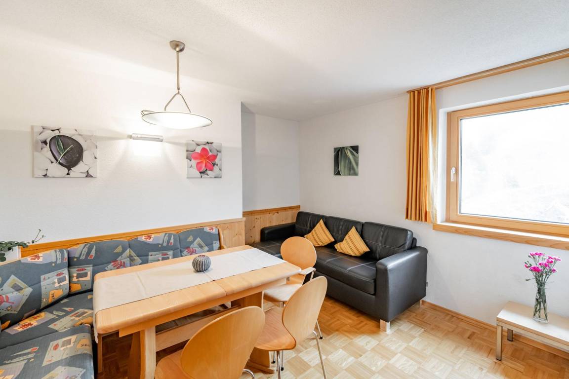 70 M² Apartment ∙ 2 Bedrooms ∙ 4 Guests - Lech