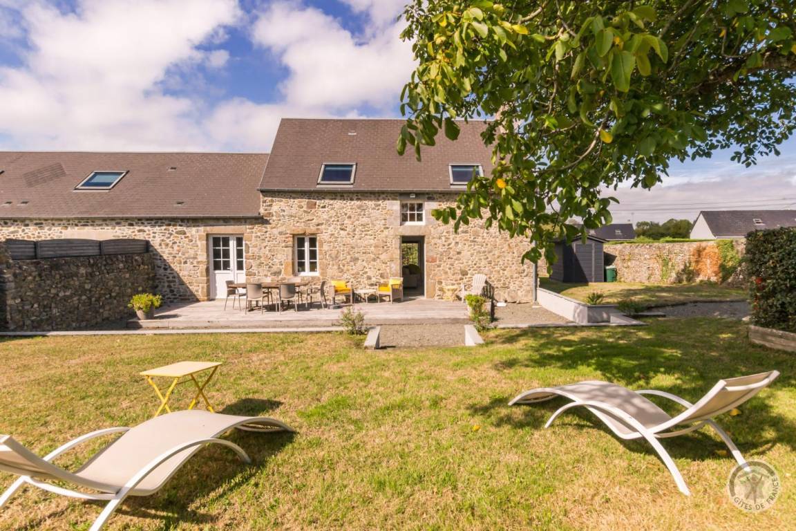 84 m&sup2; G&icirc;te 2 Schlafzimmer 5 G&auml;ste