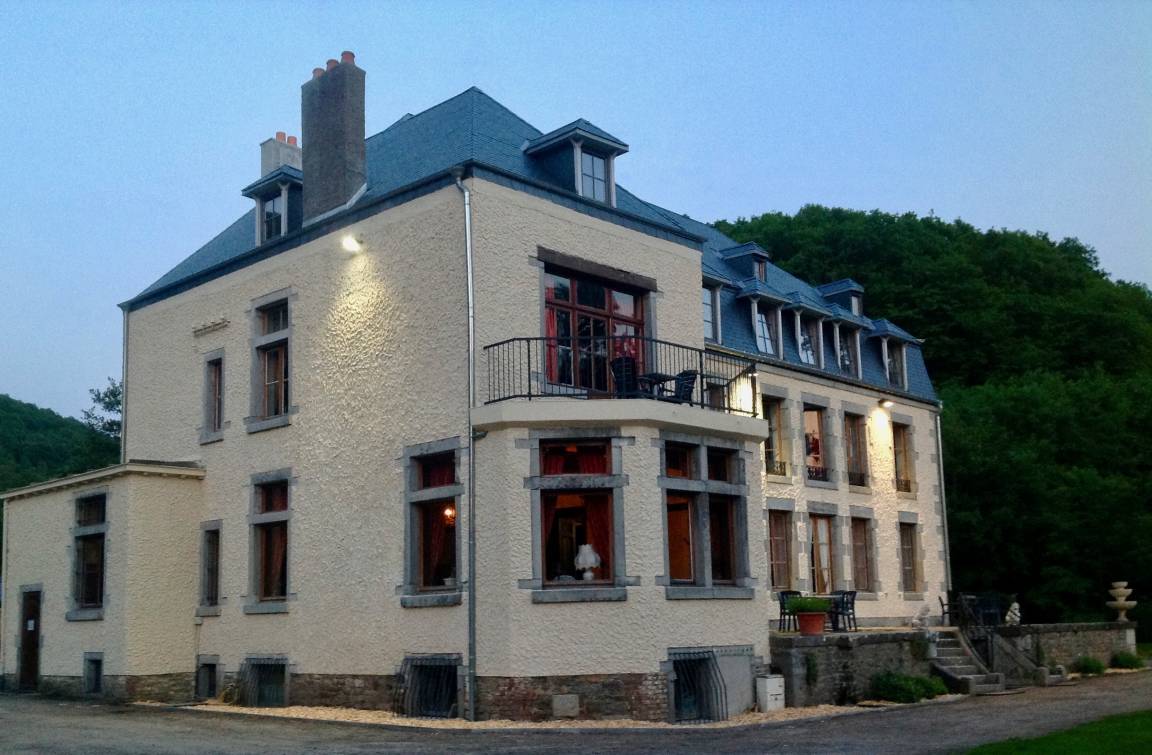 Renting A Whole Castle For Your Holiday Why Not - Ardennes