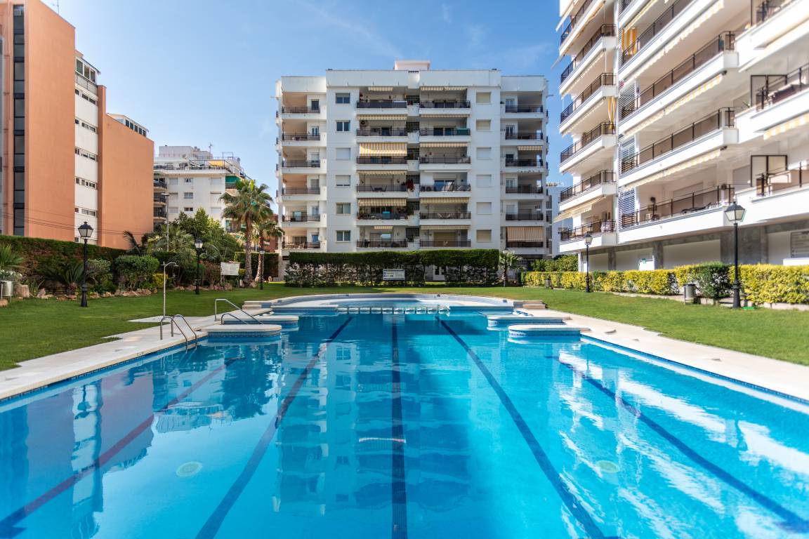 55 M² Apartamento ∙ 2 Habitaciones ∙ 4 Huéspedes - Lloret de Mar
