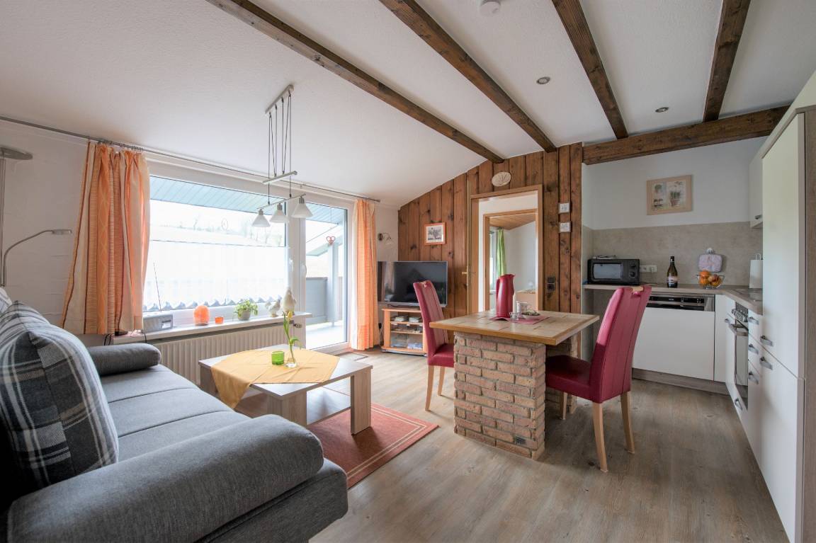 45 M² Ferienwohnung ∙ 1 Schlafzimmer ∙ 2 Gäste - Lüdenscheid