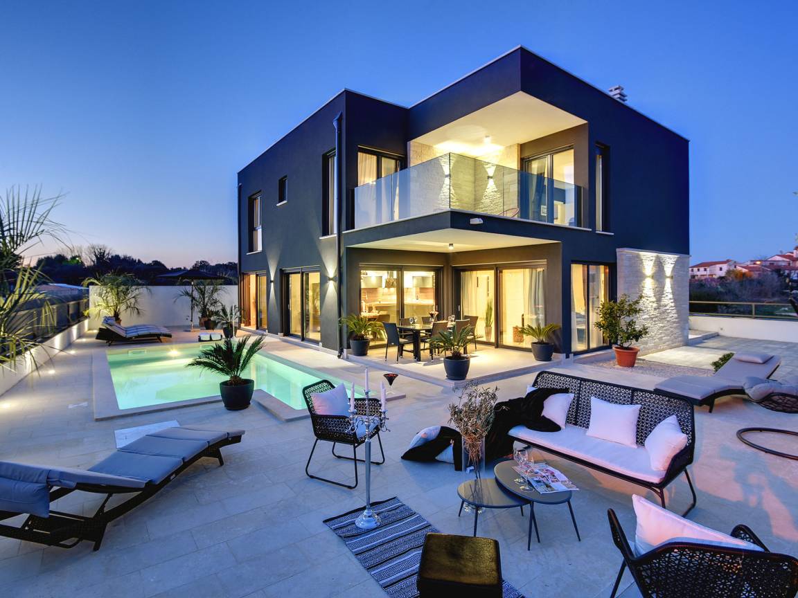 220 M² House ∙ 1 Bedroom ∙ 10 Guests - Rovinj