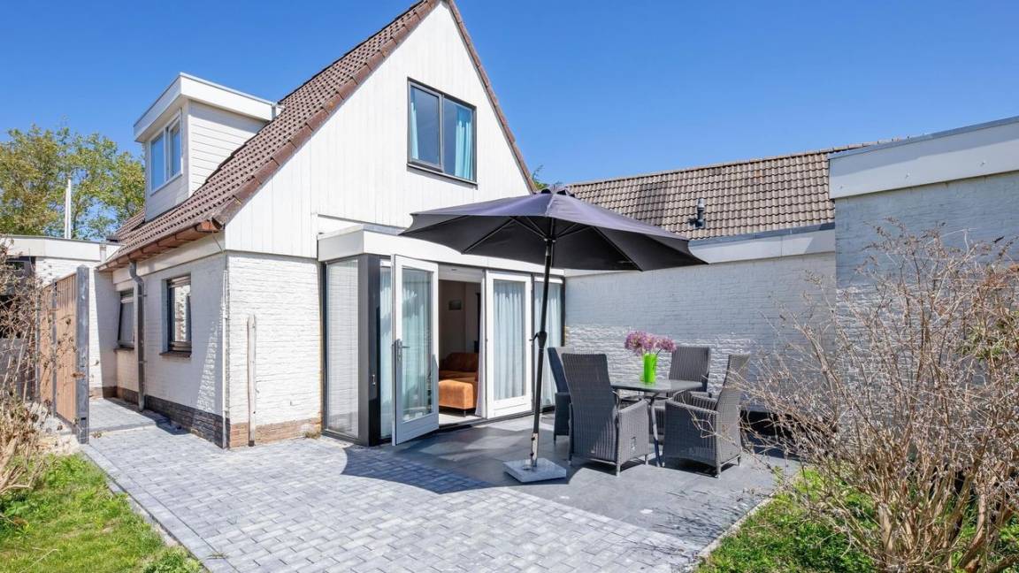 100 M² Ferienhaus ∙ 2 Schlafzimmer ∙ 5 Gäste - Texel