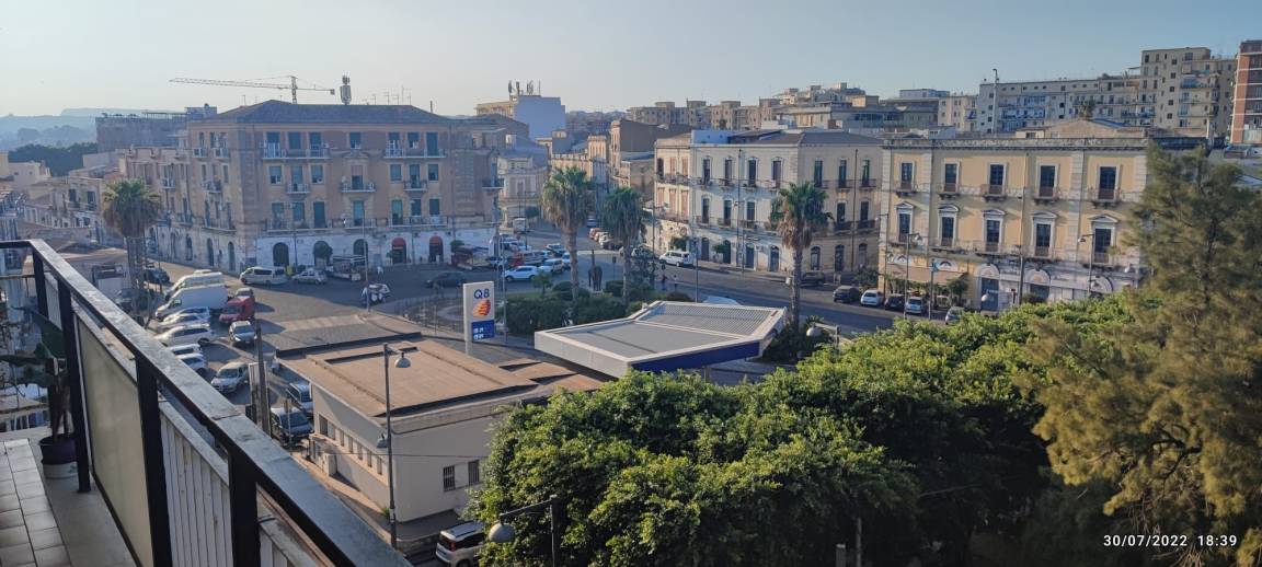 150 M² Apartment ∙ 2 Bedrooms ∙ 7 Guests - Syracuse