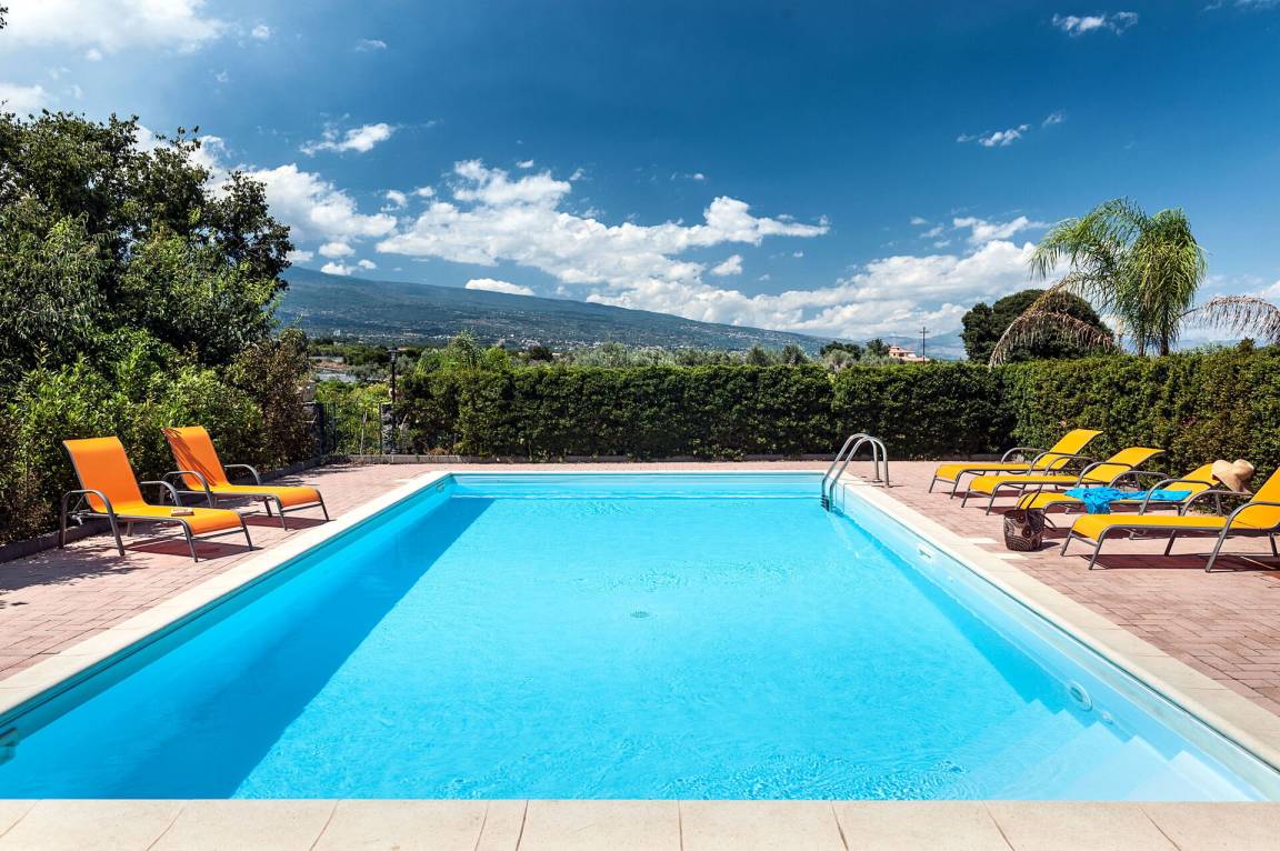 160 M² House ∙ 5 Bedrooms ∙ 13 Guests - Catania