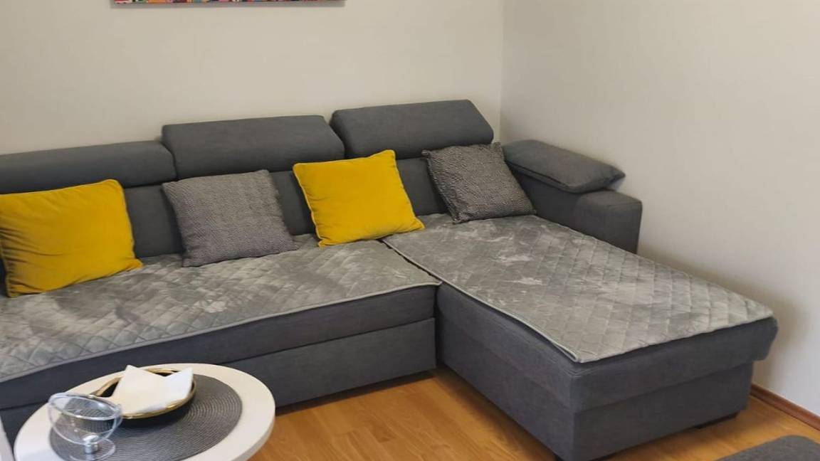 67 M² Apartment ∙ 3 Bedrooms ∙ 4 Guests - Split