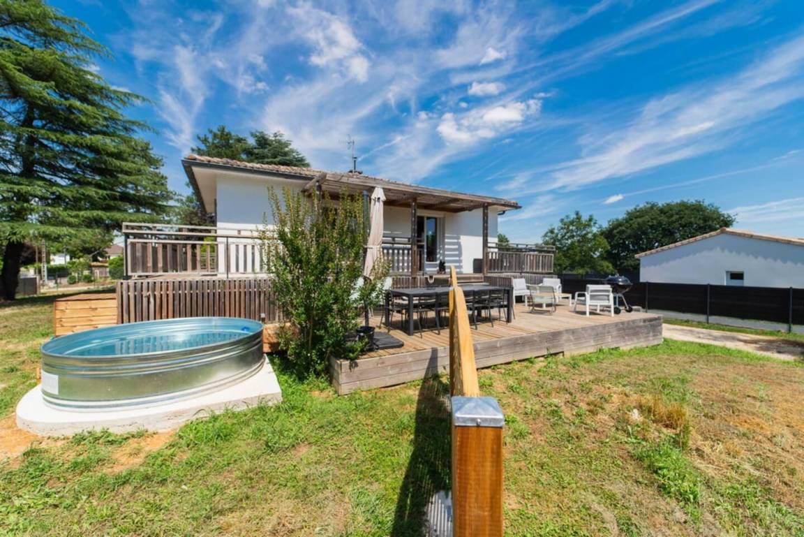 250 m&sup2; G&icirc;te 7 Schlafzimmer 14 G&auml;ste