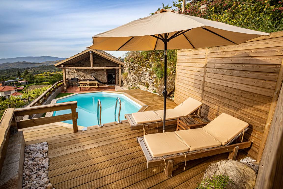 120 M² Chalet ∙ 3 Bedrooms ∙ 6 Guests - Portugal