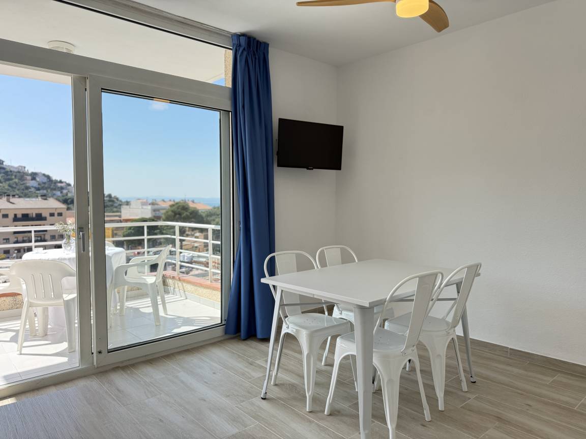 45 M² Apartment ∙ 1 Bedroom ∙ 4 Guests - Cadaqués