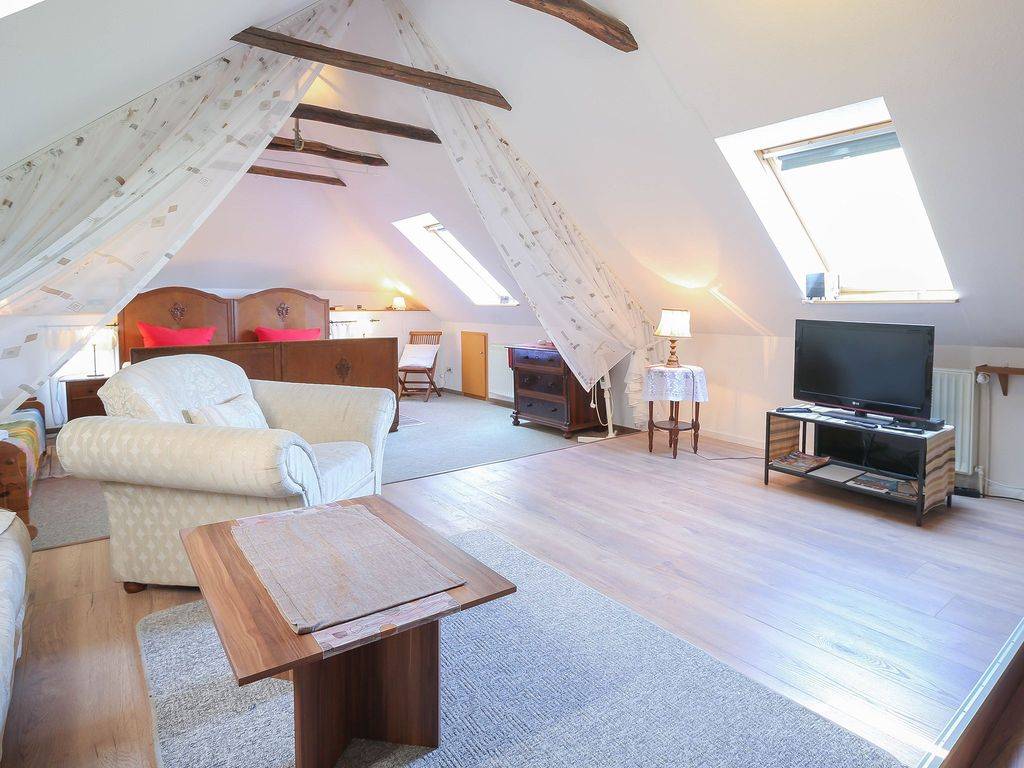 68 M² Ferienwohnung ∙ 1 Schlafzimmer ∙ 3 Gäste - Varel