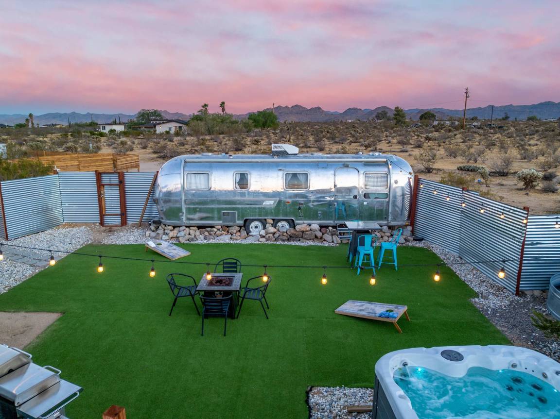 Apartment ∙ 2 Bedrooms ∙ 4 Guests - Joshua Tree, CA