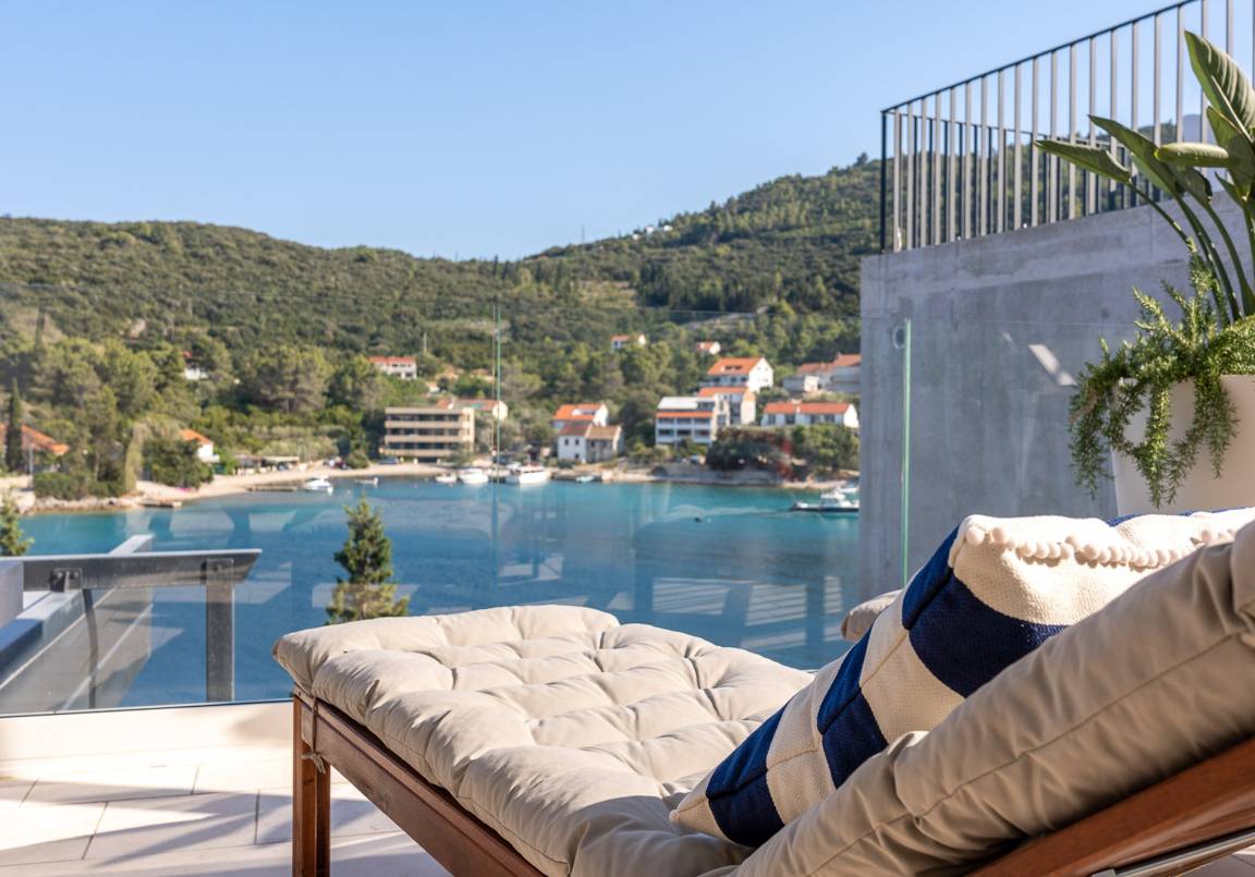 Villa ∙ 4 Bedrooms ∙ 11 Guests - Korčula Island