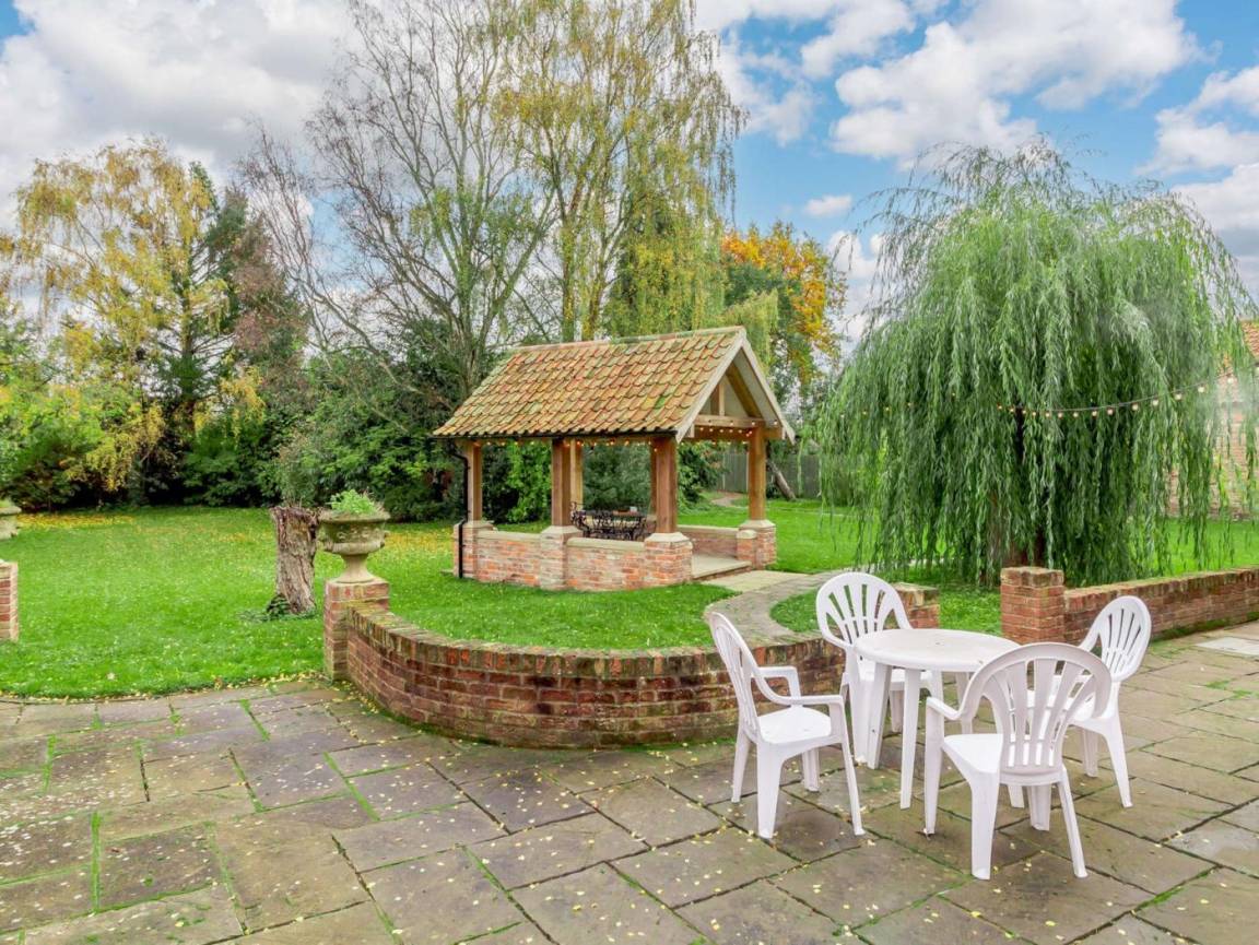 Cottage ∙ 5 Bedrooms ∙ 8 Guests - Wisbech