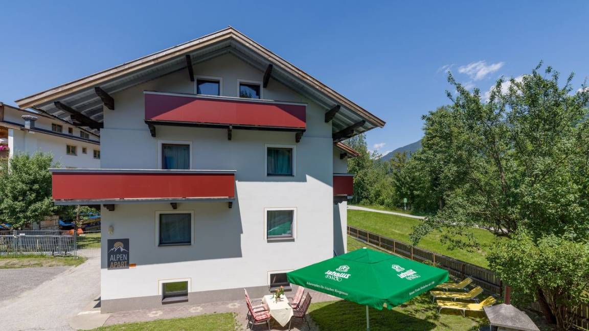 200 M² Ferienhaus ∙ 6 Schlafzimmer ∙ 11 Gäste - Kaltenbach