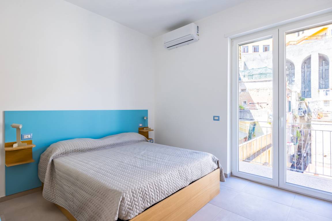 61 M² Appartement ∙ 2 Chambres ∙ 4 Personnes - Naples