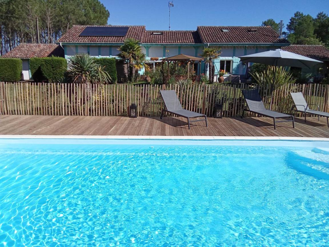 53 m&sup2; G&icirc;te 2 Schlafzimmer 4 G&auml;ste