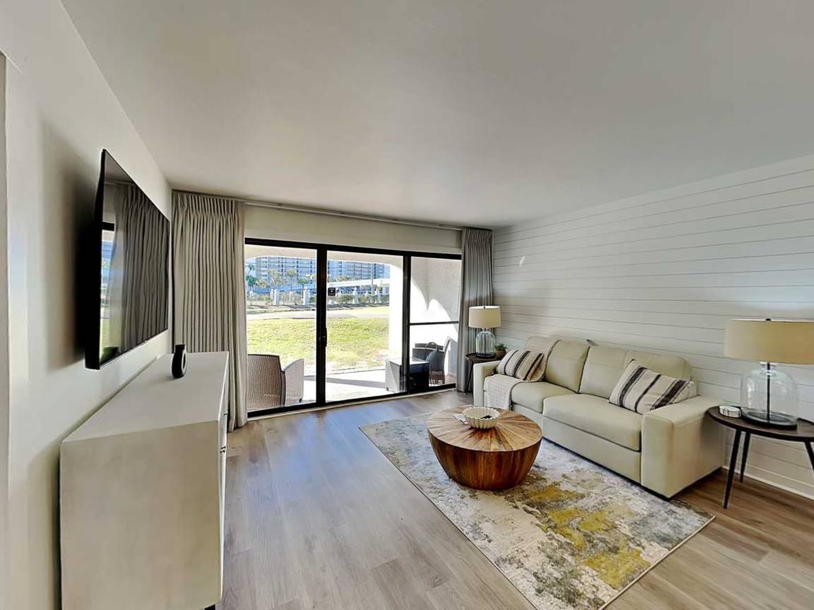 95 M² Condo ∙ 2 Bedrooms ∙ 6 Guests - Panama City Beach, FL