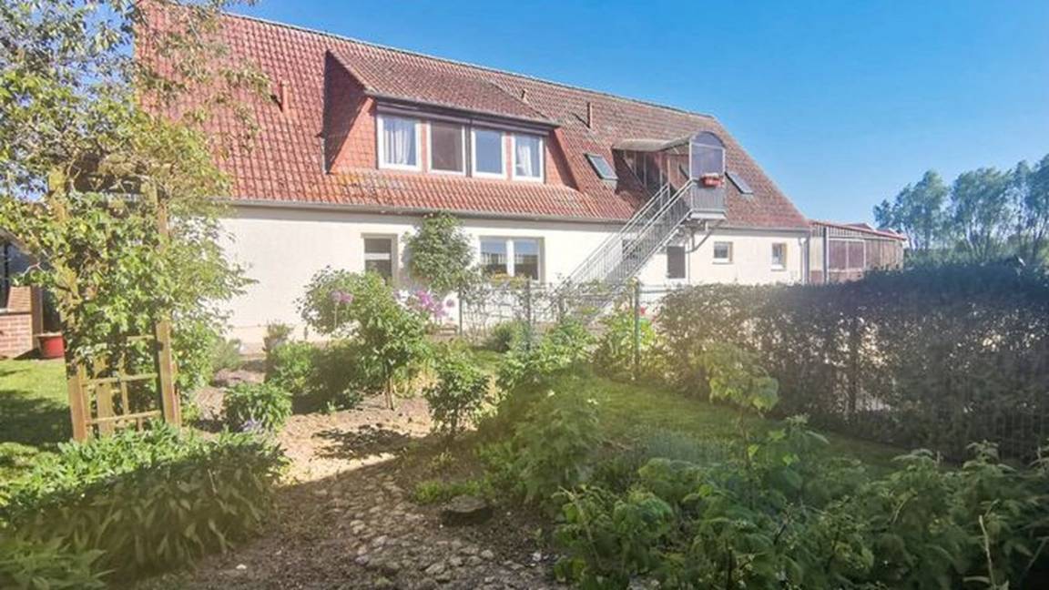 65 M² Ferienwohnung ∙ 1 Schlafzimmer ∙ 2 Gäste - Dargun