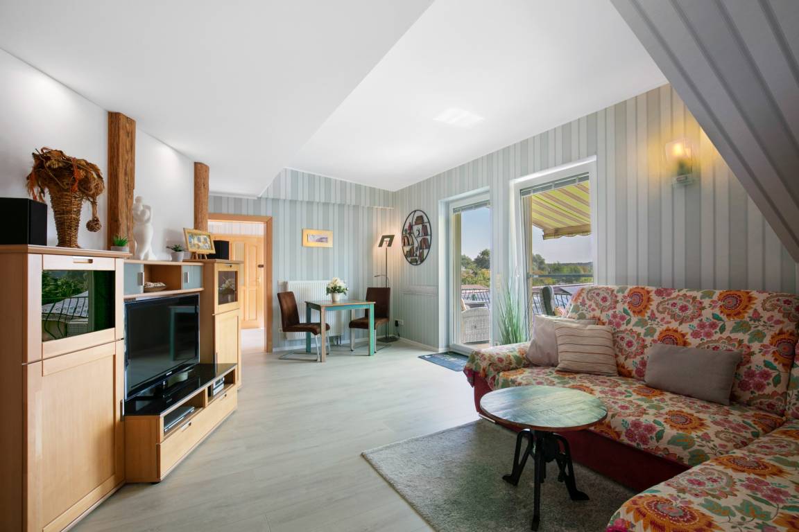 72 M² Ferienwohnung ∙ 1 Schlafzimmer ∙ 2 Gäste - Neuruppin